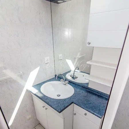 4-person Duplex *